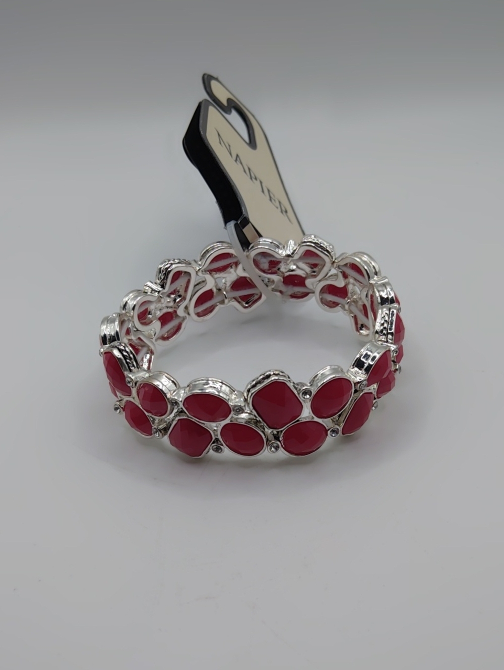 Napier Silver Tone and Strawberry Colored Cabochons Sz 7 - Picture 3 of 7